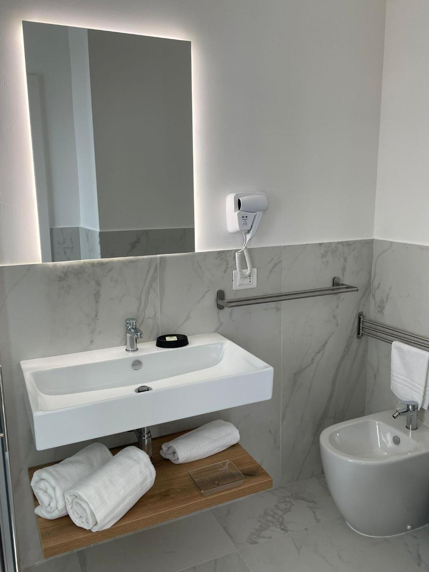 Hotel Diadema Diamante Eksteriør bilde